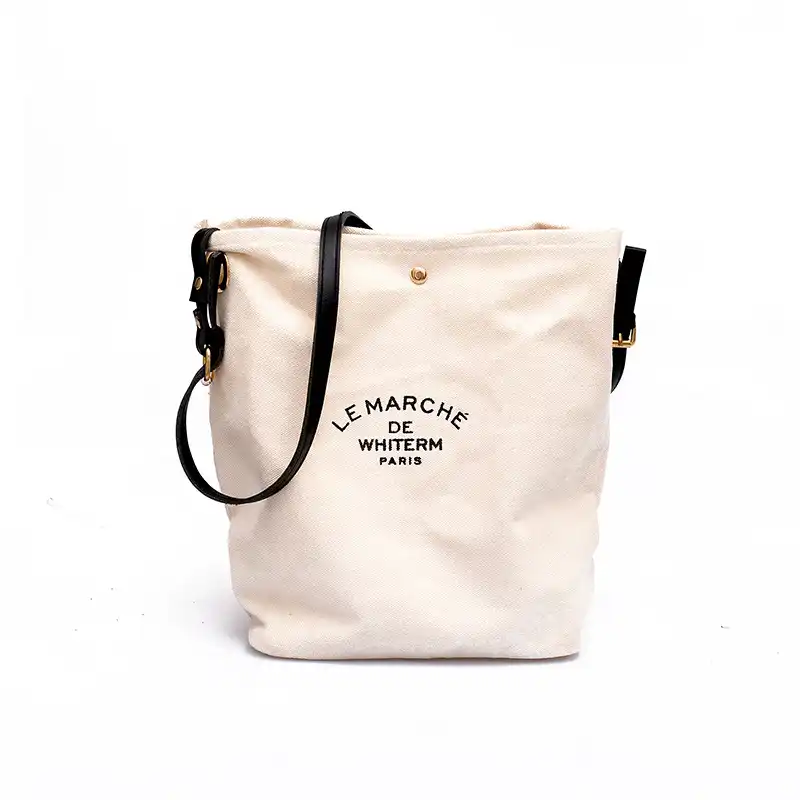 canvas handbags and totes