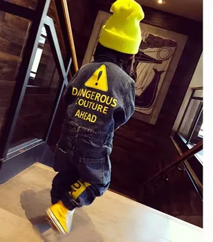 

2017 Soft Denim Baby Romper Graffiti Infant Clothes Newborn Jumpsuit Babies Boy Girls Costume Cowboy Fashion Jeans Children
