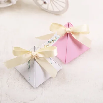 

100pcs New Triangular Pyramid Marble Candy Boxes + gold ribbon thank you tags Bomboniere Party Wedding Favors souvenirs Gift Box