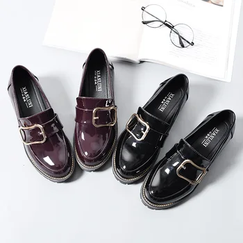 

2019 autumn new fashion simple solid color flat shoes women retro style comfortable wild metal decorative casual shoes