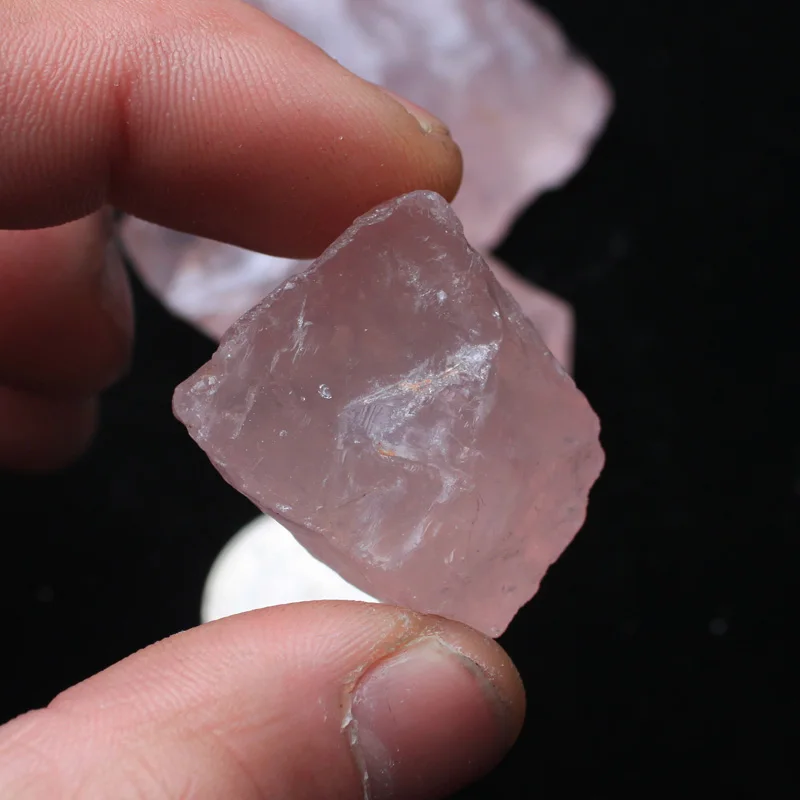 

50G Natural Raw Pink Rose Quartz Crystal Rough Stone Specimen Healing crystal love natural stones and minerals fish tank stone