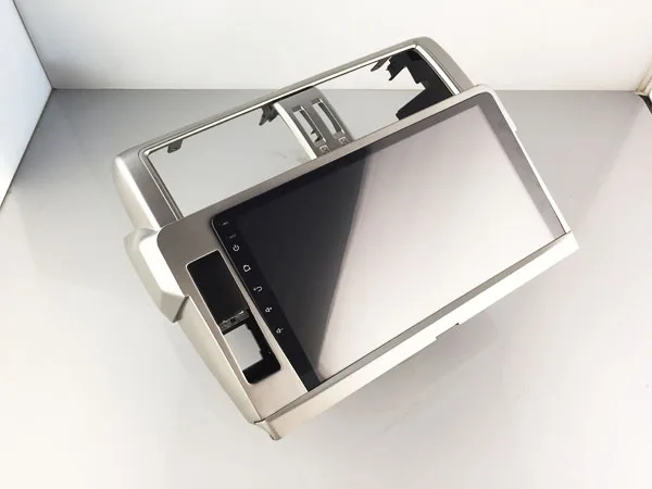 Cheap Elanmey top equipped 8 cores+4GB ram+64G rom android 8.1 car radio fit for toyota prado LC150 2014 gps navigation multimedia 1