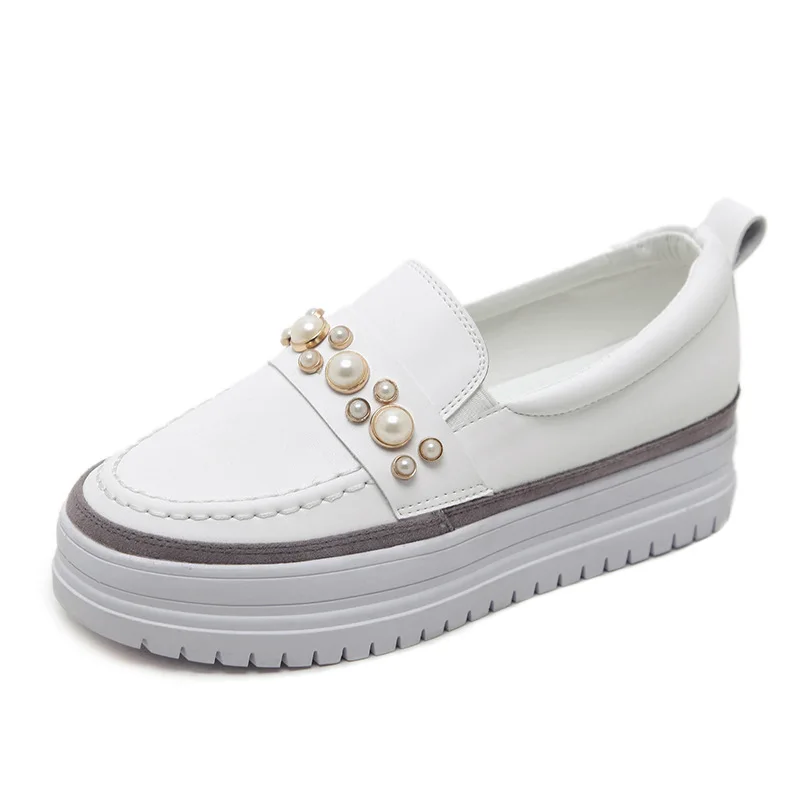 

2019 Spring Autumn New College Style Pearl Platform Platform Shoes College Style White Single Shoes Size 35-39 Women Students