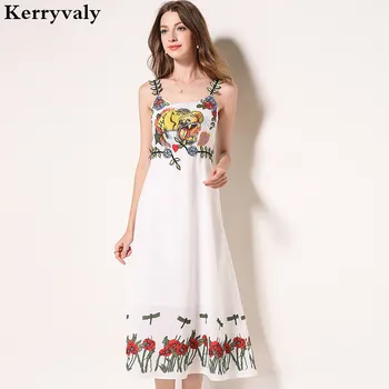 

Bohemian White Long Summer Beach Dress Women Strapless Sexy Dress Vestidos Verano 2020 Chiffon Embroidered Maxi Dress K6213