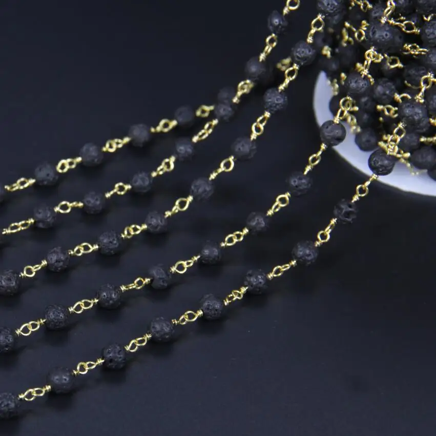 Цепочка из круглых бусин черная Лавовая 6 мм позолоченная проволока с розам