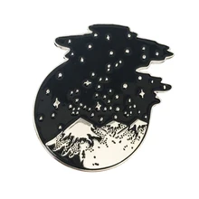 Значок Снежная гора Звездная ночь пейзаж булавка