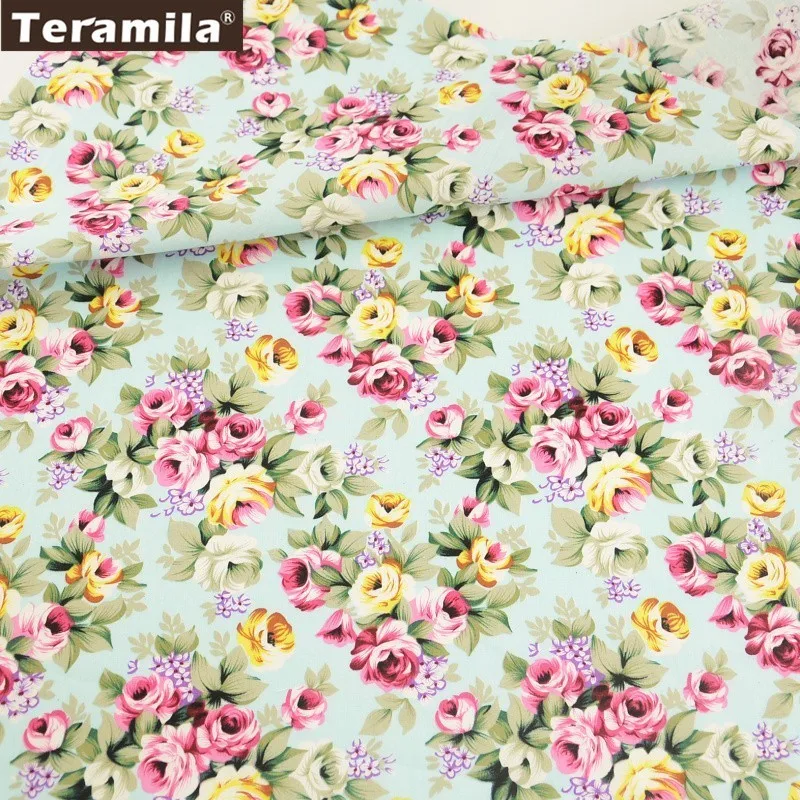 Vintage Rose Azul 100/% Algodón Popelín Floral Vestido empavesado Acolchar Tela Artesanal