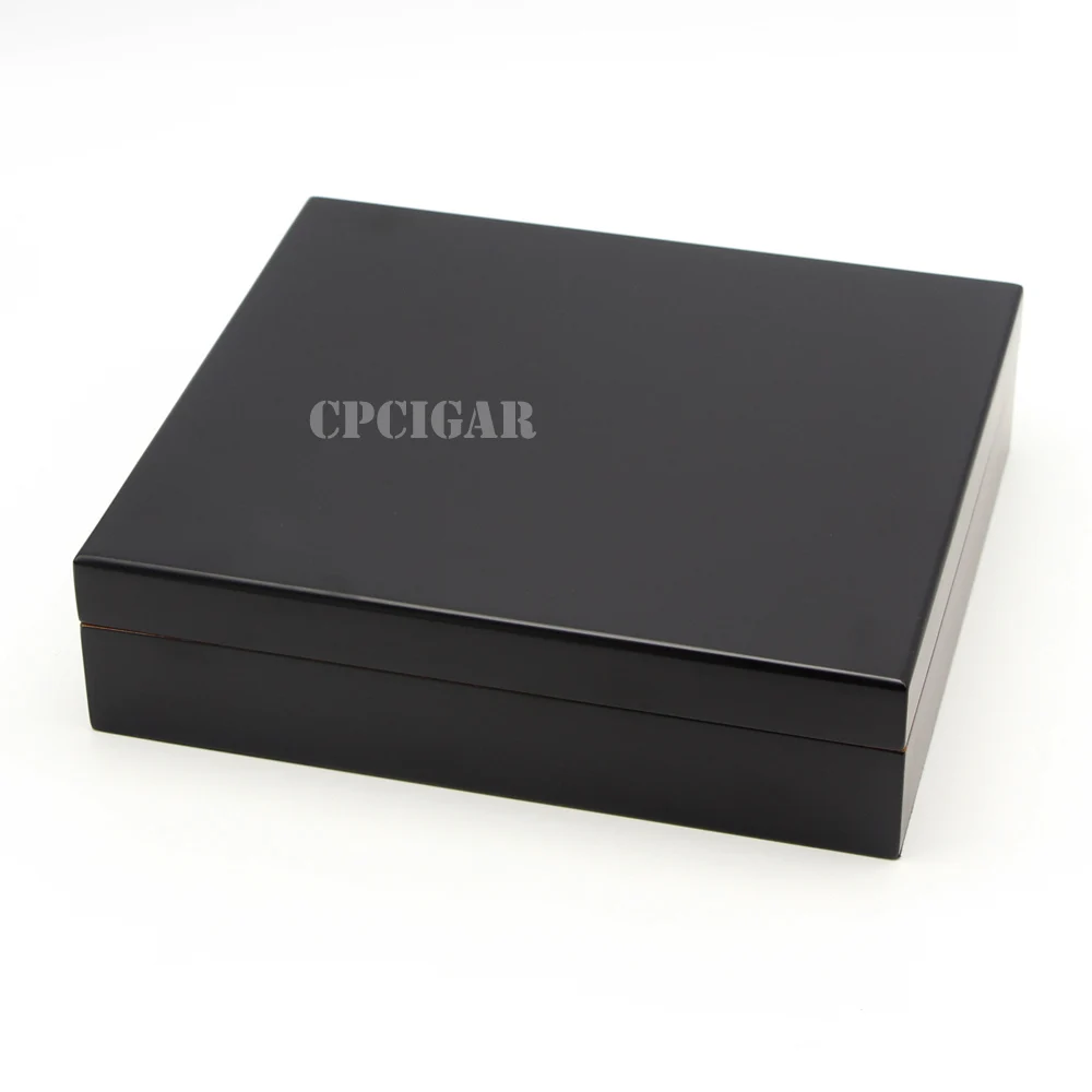 

Spanish Cedar Lined Black Travel Cigar Humidor W/ Humidifier Hygrometer Cigar Box Cigarette Gadgets Red Portable Cigars Humidors