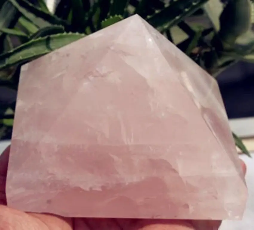 

huij 00784 Natural Rose Quartz Crystal Pyramid Healing China Bronze Statue