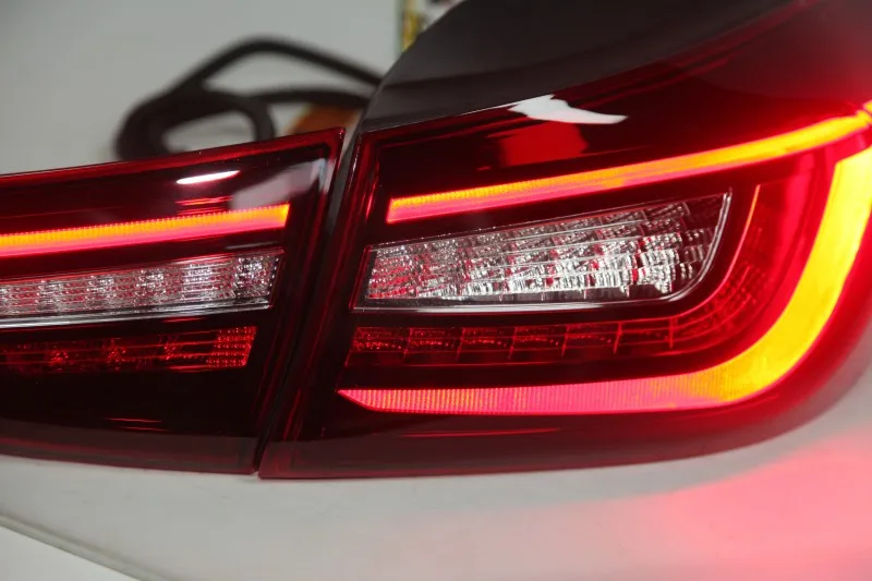 Светодиодный Габаритные задние фонари в сборе для hyundai Avante i35 Elantra 2011 2012 2013 год красный Цвет движущиеся течет включение света