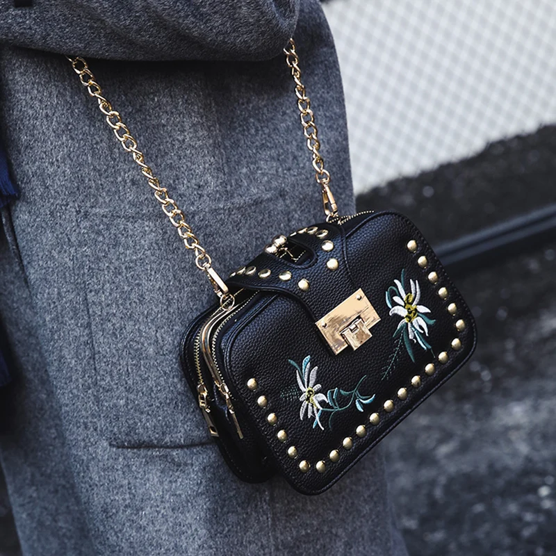 

Rivet Chain Design Floral Embroidery Crossbody Bags Women Bag Flap Women Messenger Bags PU Leather Handbags Tote Bag 922