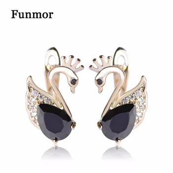 

Funmor Elegant Black Swan Shape Copper Stud Earrings Animal Cubic Zirconia Earrings For Women Girls Party Ear Jewelry Orecchini