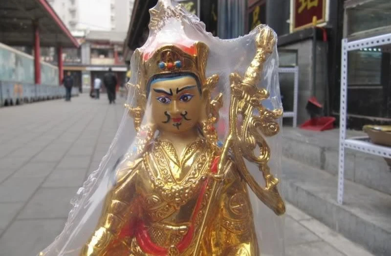 

9"Tibet Folk Buddhism Bronze painted Gilt Padma Sambhava master Buddha Statue