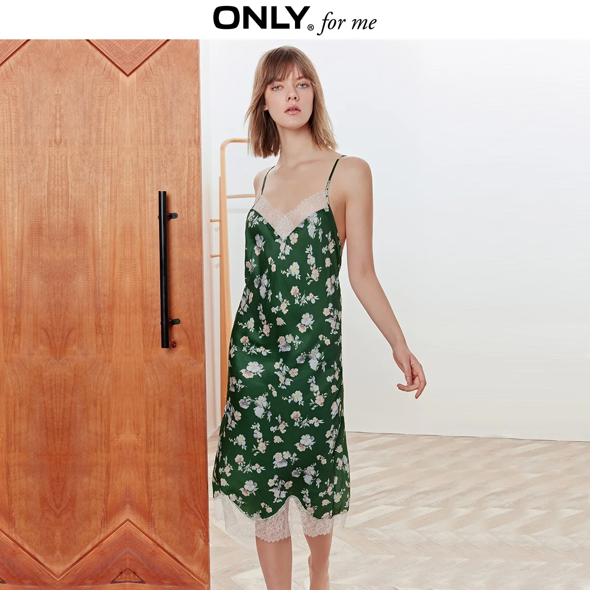 

ONLY 2019 Summer Lace Chiffon Night Slip Dress |119207504
