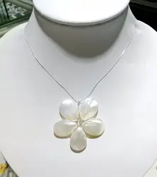 Для женщин Jewelry белый в виде ракушки цветок кулон белый Чёрный пресноводный жемчуг ручной работы цепочки и ожерелья 925 серебряная цепь 45 см