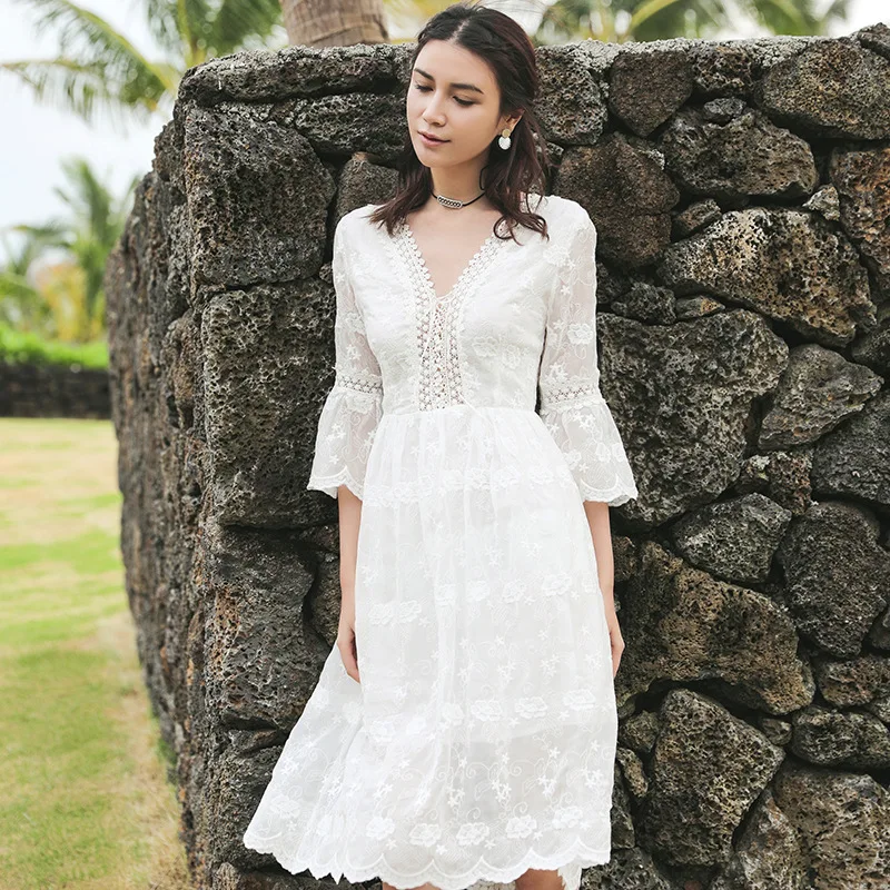 

2019 Summer Women Beach Holiday White Lace Patchwork Dresses Hollow Out Flare Sleeve V-neck Princess Elegant Midi Dress