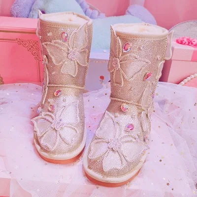 Glitter Boots Women Sweet Butterfly Rhinestones Flat Snow Boots Warm Plush Winter Boots Sparkling Crystal Winter Shoes Woman - Цвет: as photo