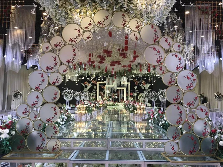 Wedding props wedding stage background decoration window photography decoration props hollow-out seagrass furnishings.