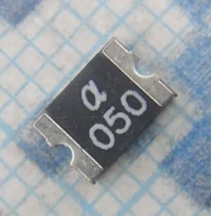 

Free Shipping 100PCS 1812 0.5A 500MA Resettable Fuse PPTC Polytronics FUSE