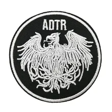День, чтобы запоминать ADTR логотип музыкальной группы вышитый Железный на и нашивка на одежду тяжелый металл пользовательский дизайн Патч доступен