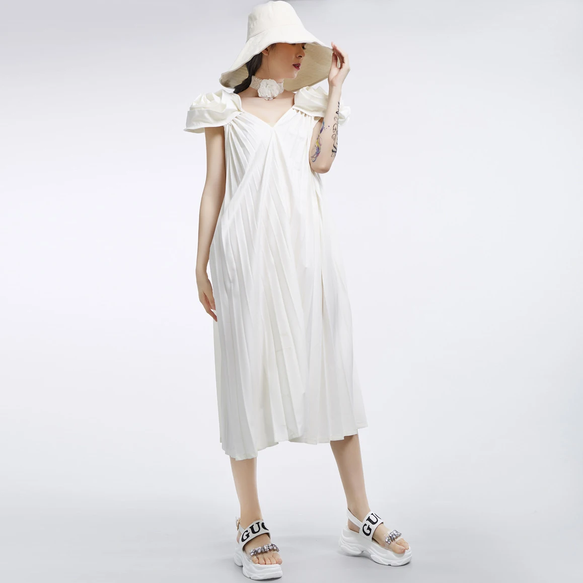 

Johnture Fashion Three-dimensional Rose Flower 2019 Summer Dresses New Solid Color V-neck Short-sleeve Loose Women Dress