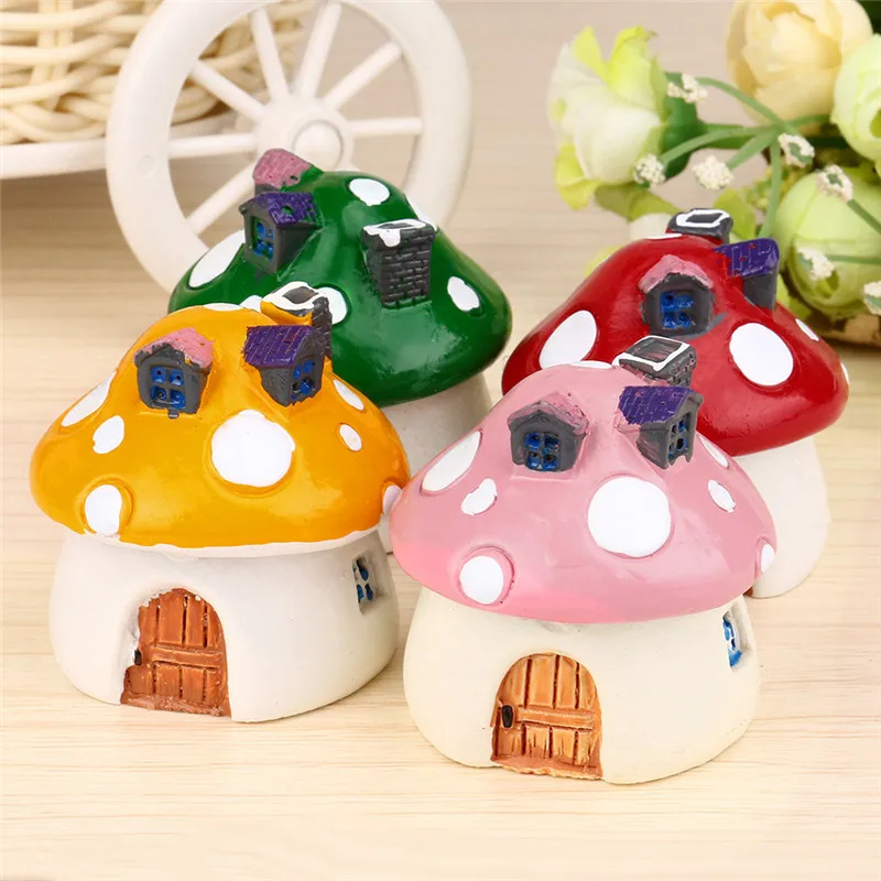 

Mushroom Love House Resin Crafts Micro Landscapes DIY Dollhouse Bonsai Figurine Miniatures Fairy Garden Ornament Decorations