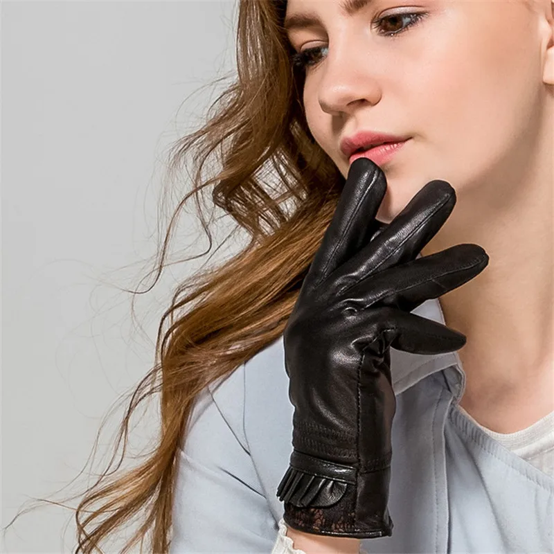 Woman Lambskin Gloves Ms. Genuine Leather Gloves Winter Plus Velvet Thicken Warm Korean Pleated Lace Five Finger WL07