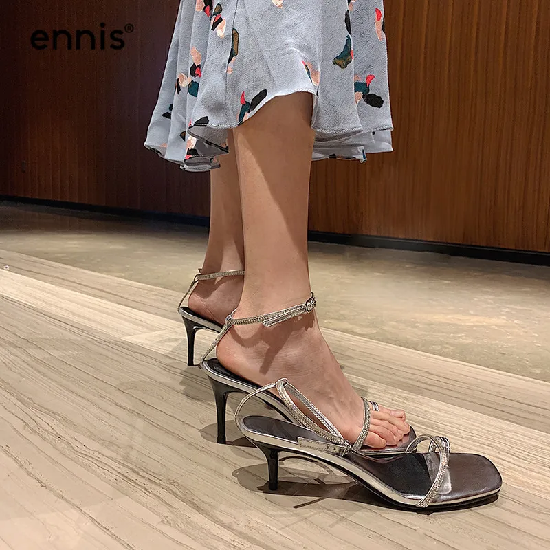 ENNIS/Коллекция года; сандалии-гладиаторы; женские кожаные сандалии из овечьей кожи с ремешком на щиколотке и стразами; летние туфли на высоком каблуке; S979
