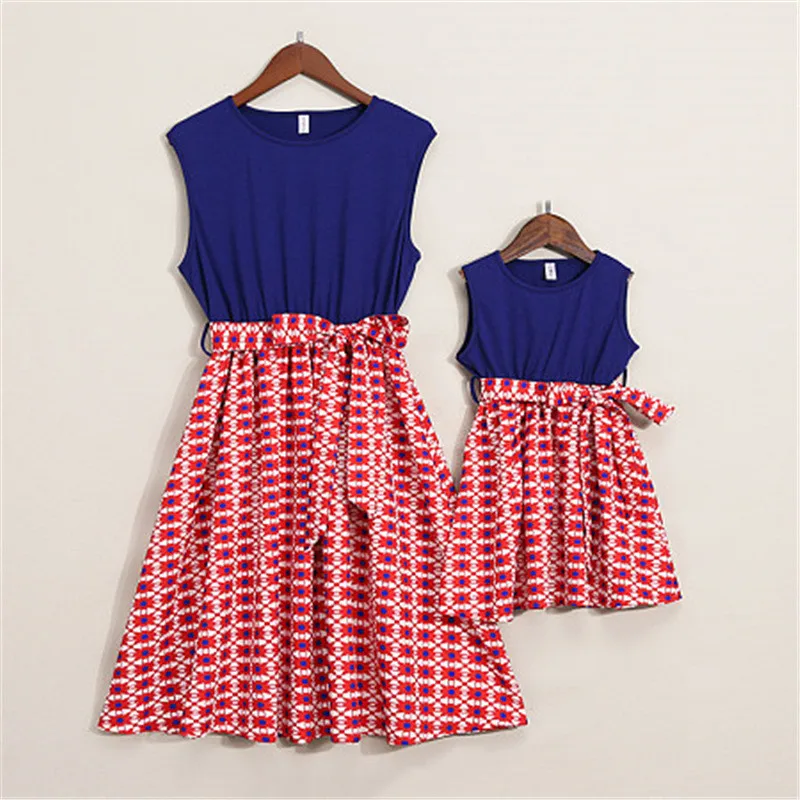 

Family Matching Outfits 4th of July Mommy and Me Match Dresses Summer New Mother Daughter Dress American Vestidos H0867