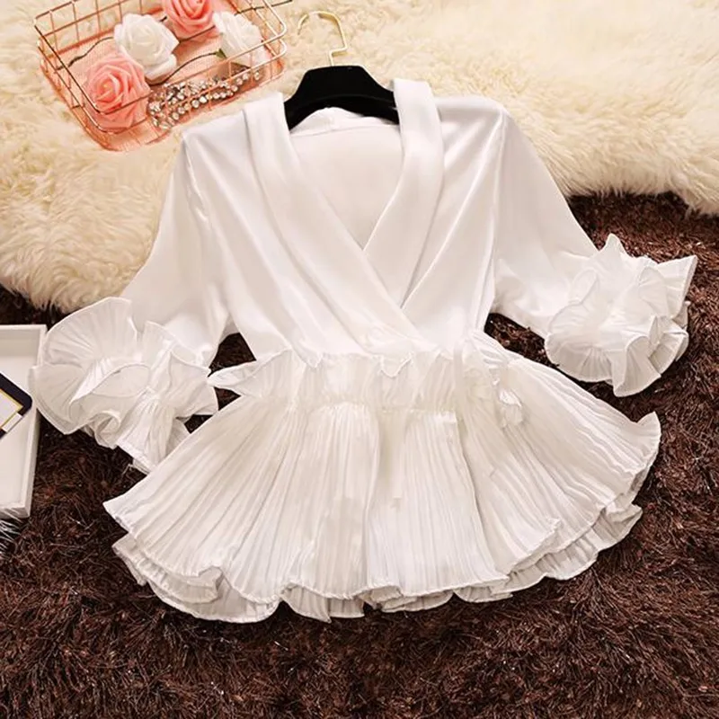 CHICEVER Pleated Ruffles Women's Blouse V Neck Three Quarter Butterfly Sleeve Short Summer Tops For Women 2018 OL Style Fashion