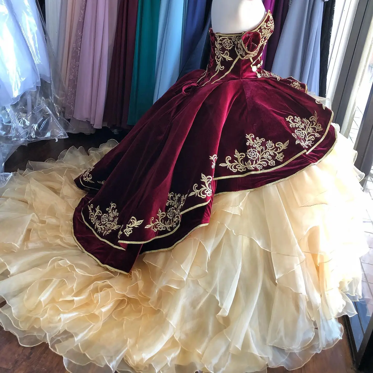 Бархатное платье с вышивкой, vestidos de 15 agnos, пышное платье с бисером, платье с открытыми плечами, милое платье 15, длинное платье для выпускного