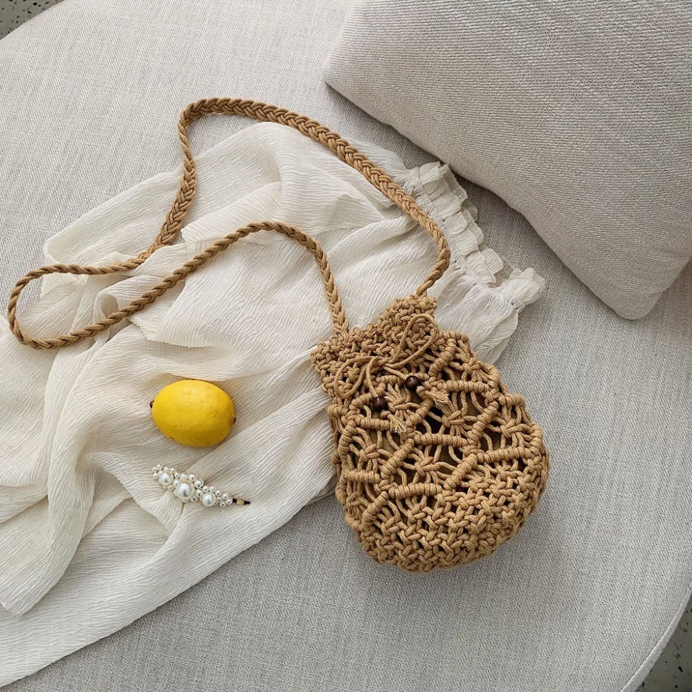 

2019 Summer Straw Weaving bucket bag mini crossbody bag Drawstring handbags Vacation leisure beach bag straw handbags bolsa Sac