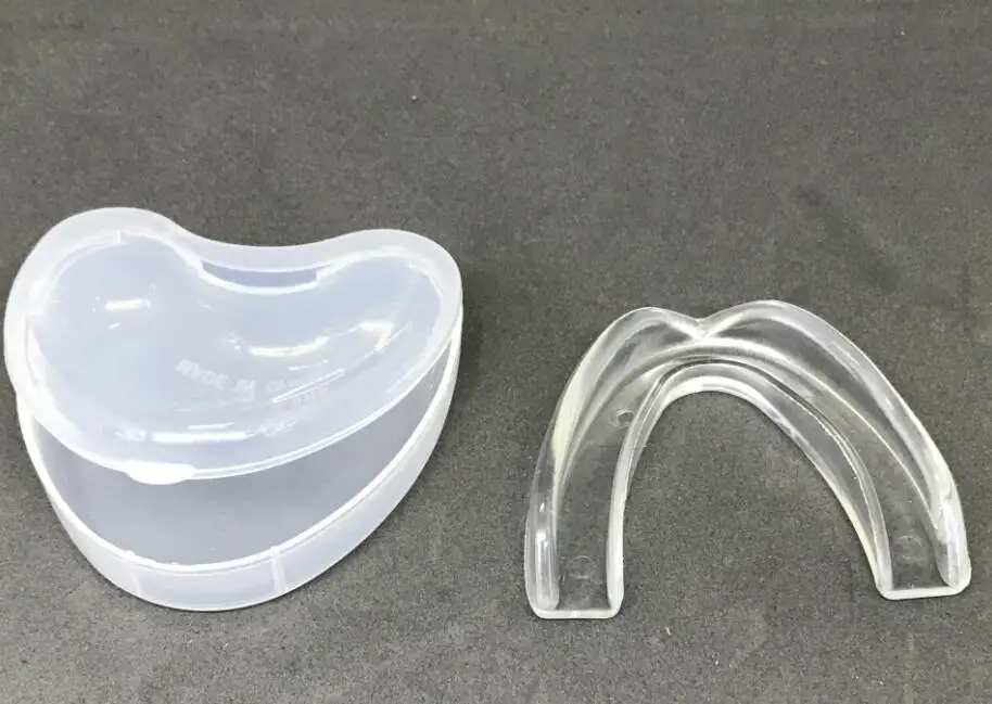 6.8*5.5cm Food grade EVA Teeth Guard Boxing Tooth Protector tooth holder | Спорт и развлечения