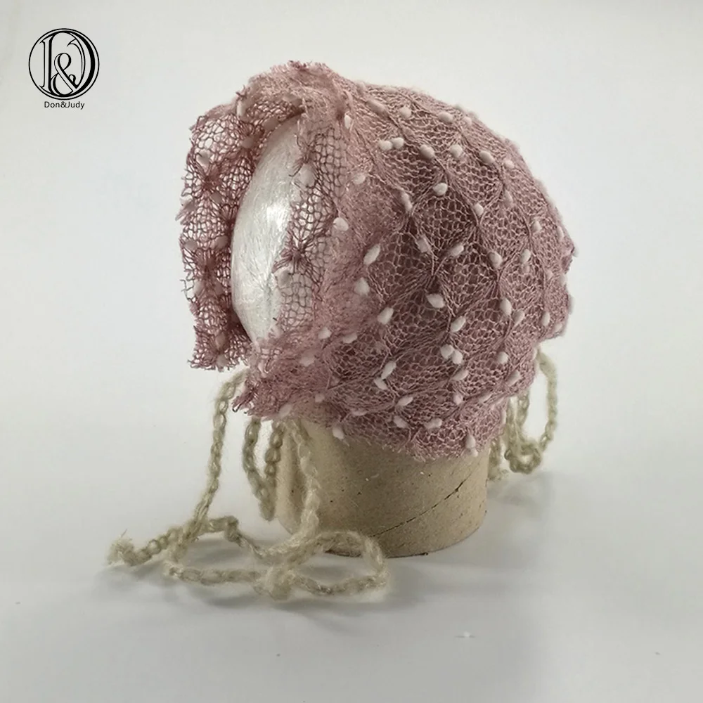 

2pcs/lot Handmade Knit Small Bobble Bonnet Newborn Baby Girl Photo Props