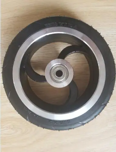 

Carbon fiber electric scooter 5.5 inch tyre Aluminum alloy scooter tire
