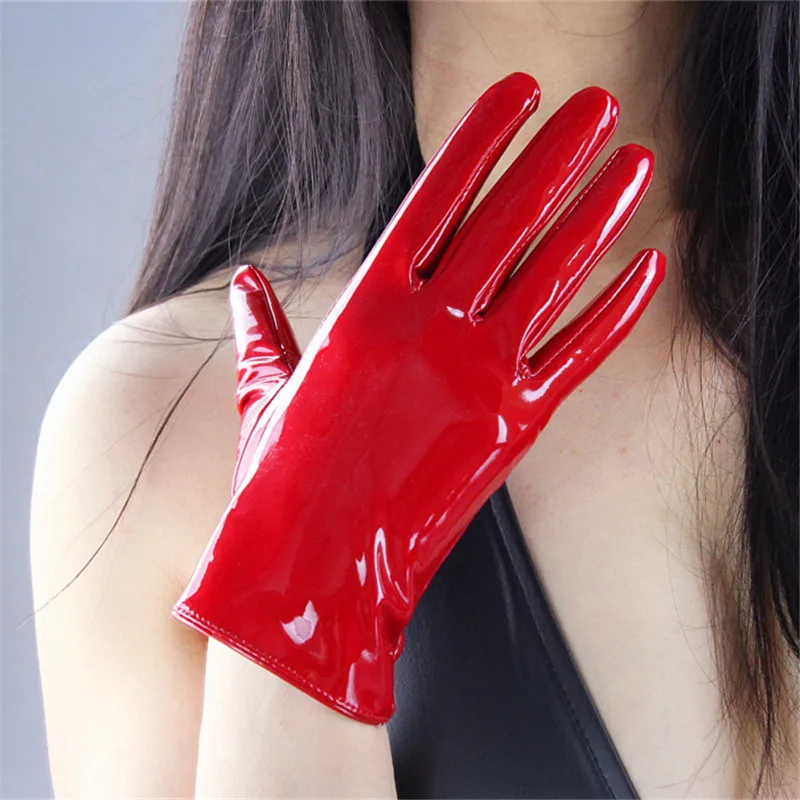 21cm Patent Leather Gloves Bright Red Black Mirror Emulation Short Style Show Cosplay Female WPU88|Женские перчатки| |