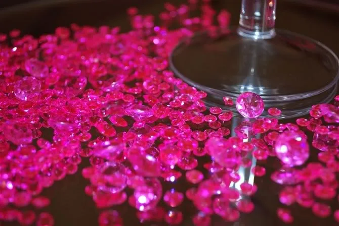 HOTPINK1