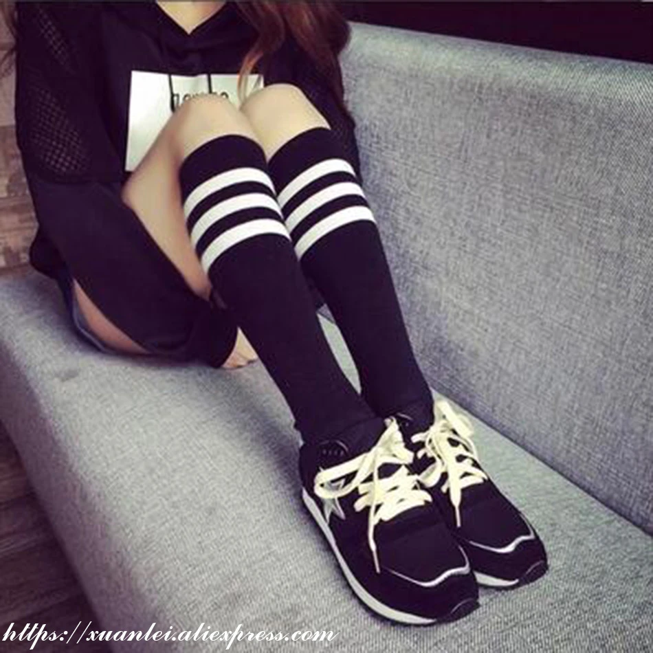 17新しい女の子女性コットンソックス野球ソックススポーツスタイルソックス黒と白のため夏と秋のファッション長い靴下 Sport Socks Black Socks Blacksport Socks Aliexpress