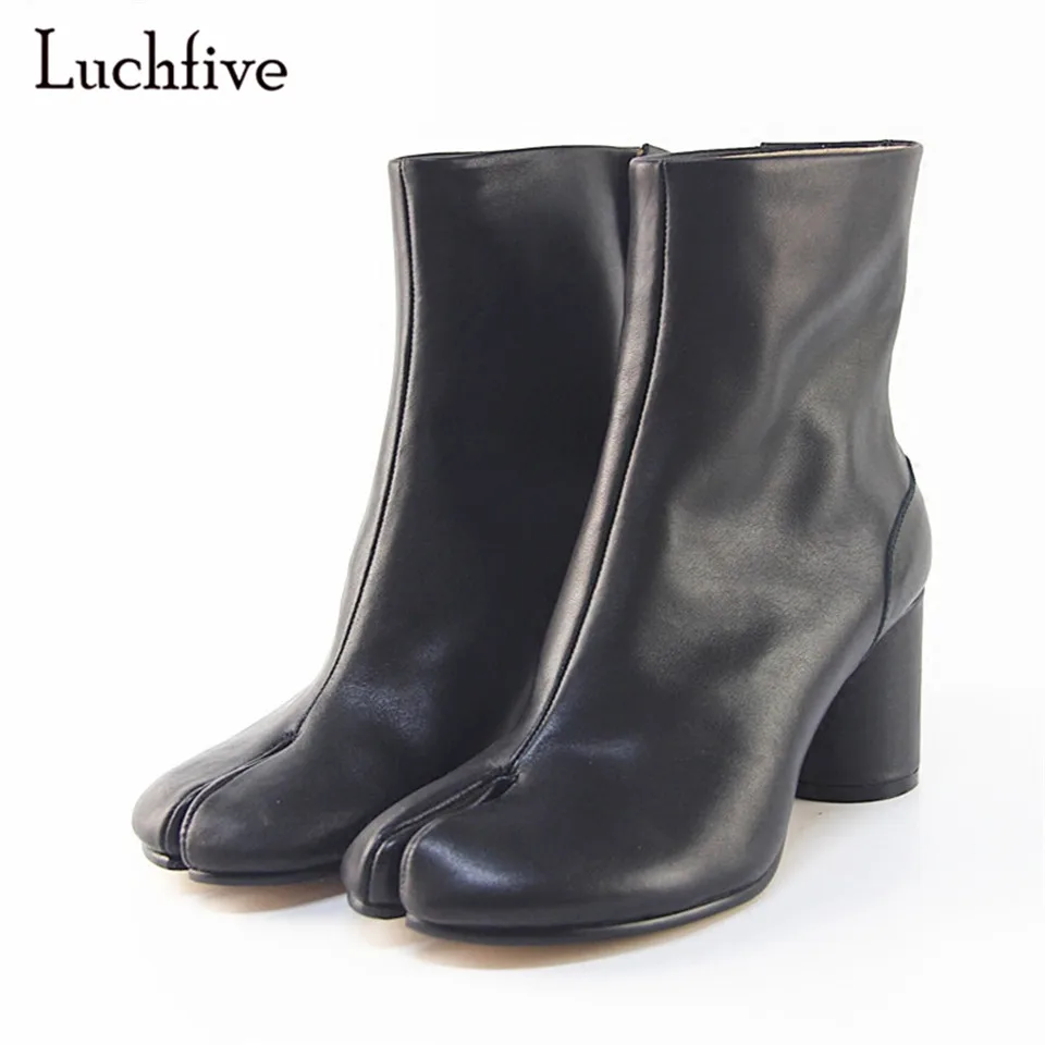 boots with toes