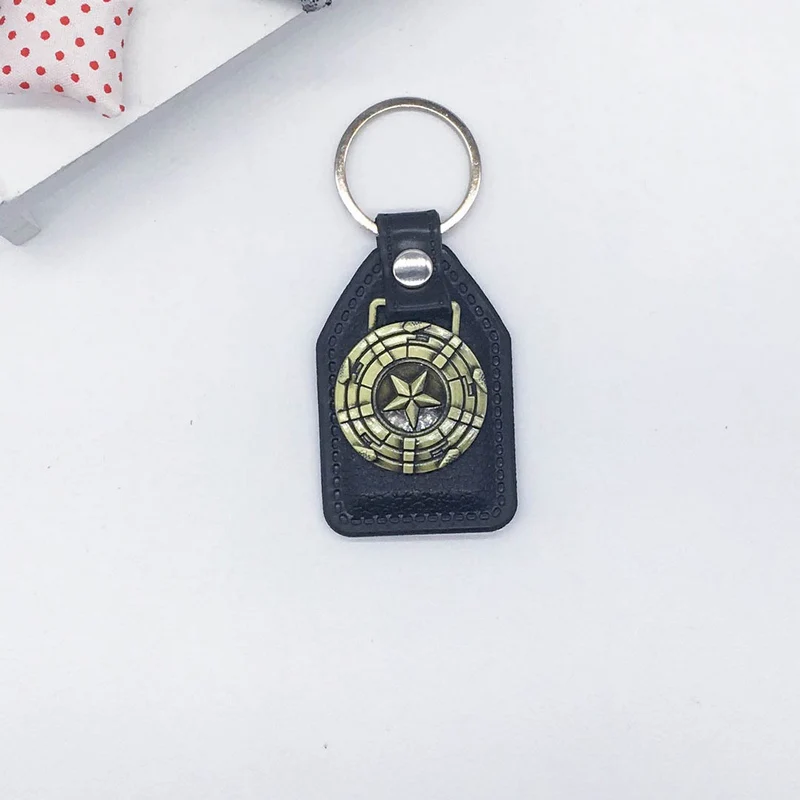 

2018 Custom Men Leather Anime Key Chain Captain America Keychain Metal Car Key Ring Spiderman Holder Jewelry Gift Souvenirs