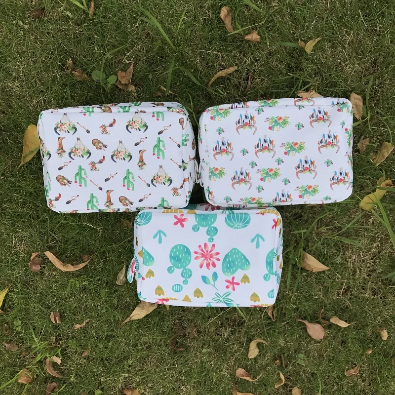 

Wholesale Blanks Cactus Arrows Bullskull Prints Cosmetic bag Polyester Makeup Bag DOM103660