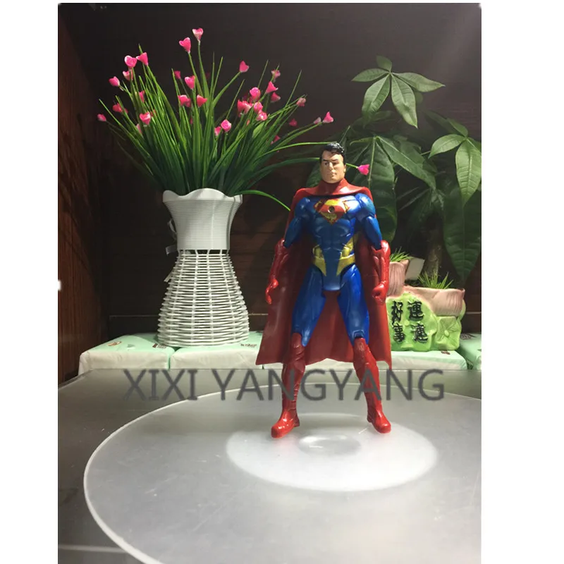 

Justice League Superhero Superman Batman's teammaPVC Action Figure Collectible Model Toy with LED Light Hands and feet move Q244