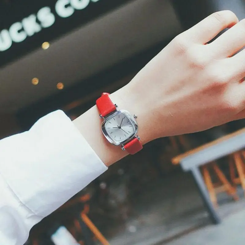 

Vintage Square Women Watches 2018 Luxury Brand Ladies Dress Quartz Wrist Watch Elegant Wristwatch Montre Femme saat