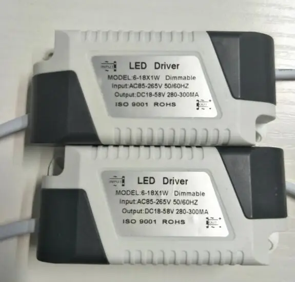 (6-18) x 1 W 6 W 10 W 12 W 18 W Stmívatelný stmívatelný LED ovladač DC12V-50V 300 mA pro vysoce výkonné LED světlo