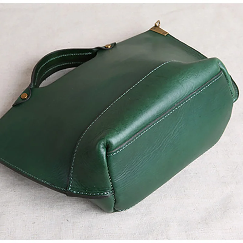 AETOO Summer handmade leather women's bag, hand-held retro literary bag, leather one-shoulder hand-held stiletto bag