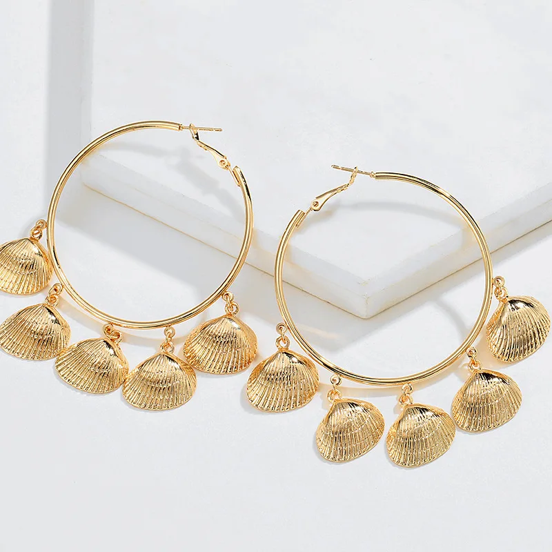 

Fashion Women Bohemian Style Cowary SeaShell Shell Big Circle Drop Earrings High Quality Man-made Ivory Shell Dangle Earrings