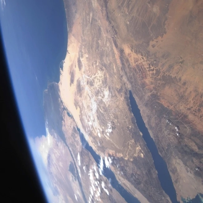 High oblique scene looking toward the Sinai Peninsula and the Mediterranean Sea Poster Print (17 x 11)