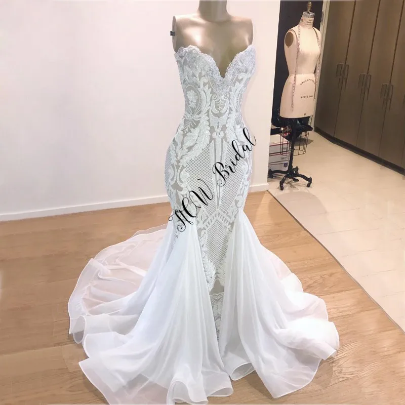 

New 2019 Gorgeous Mermaid Arabic Wedding Dresses V Neck Unique Sequins Lace Floor Length Custom Made Bridal Dress Robe De Mairee