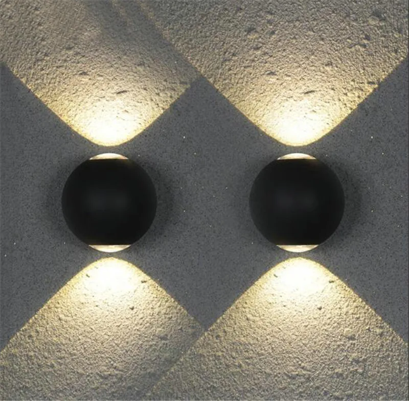 WALL LAMP (1)