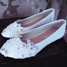 Большие размеры 41, 42, 43; свадебные туфли на плоской подошве со шнуровкой; женские свадебные туфли со стразами, украшенные белыми кружевами, серебристыми стразами